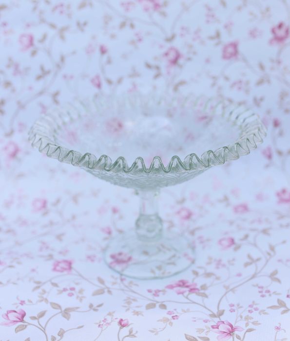 Spektakularna Patera na Nodze – Vintage lata 60