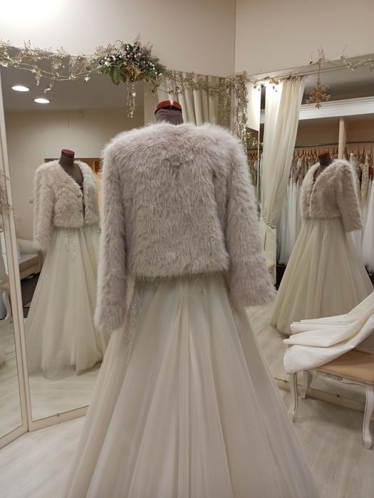 Bolerko etola futerko okrycie wierzchnie ślubne beż beżowe 36 38