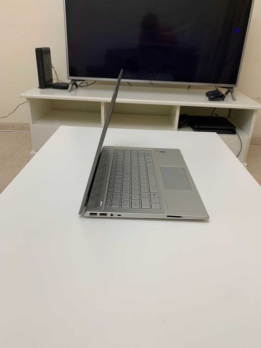 computador HP Pavilion, 10 gen, i3