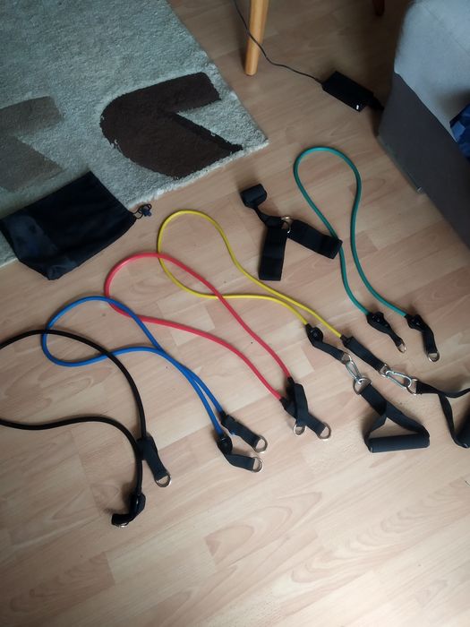 Gumy do ćwiczeń plus uchwyty