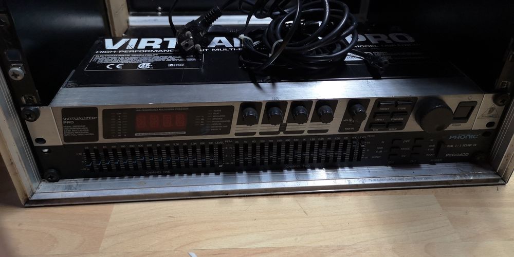 Equalizador gráfico phonic peq3400