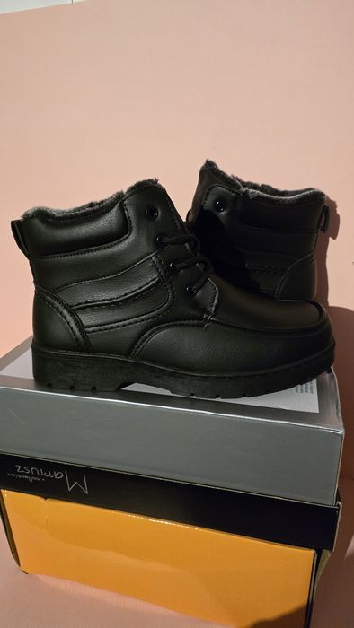 Buty nowe męskie czarne zimowe w rozmiarze 41