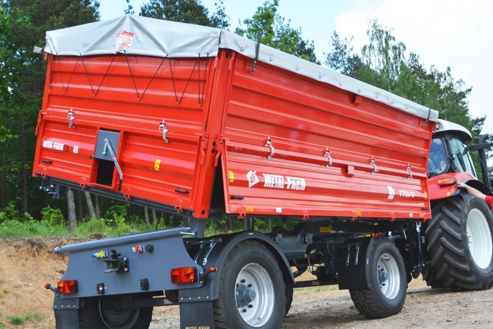 Metal-Fach T711/2  Przyczepa rolnicza dwuosiowa 10 ton