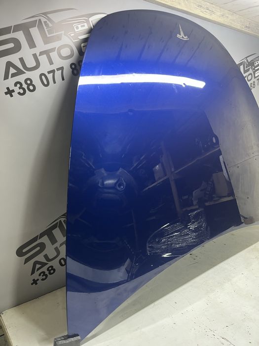 Капот Tesla Model Y