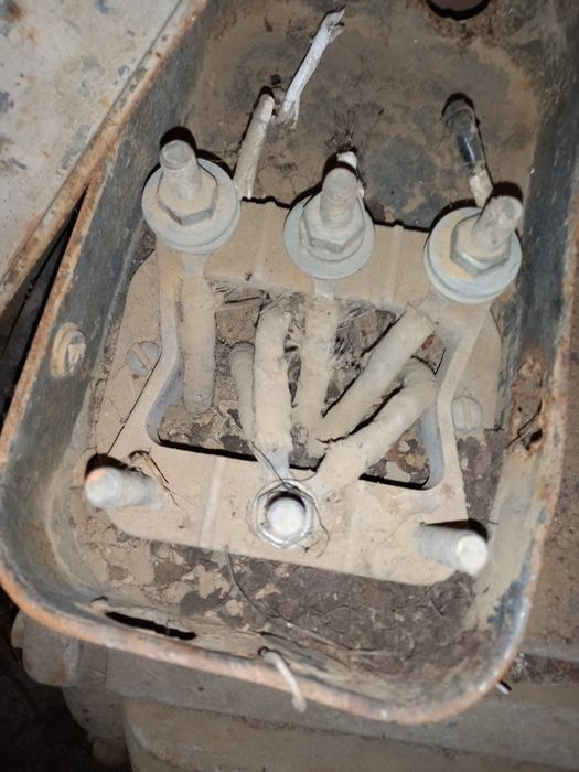 Електро двигун 30 кВт 735 обертів .