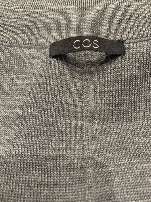 COS светр-пончо сірий