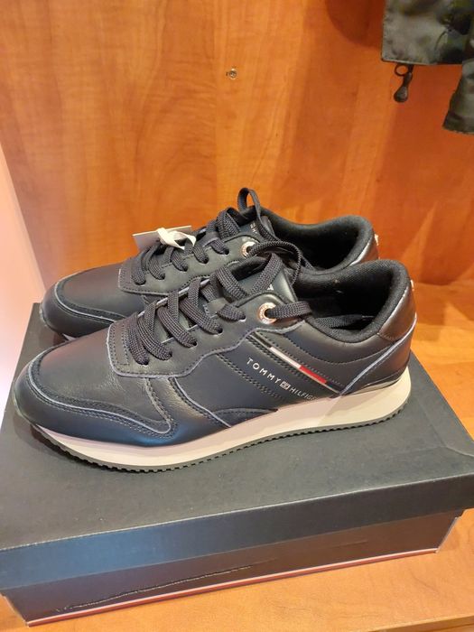 Nowy Tommy Hilfiger buty