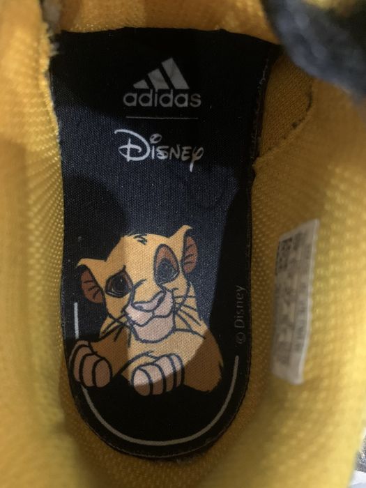 Кросівки adidas disney simba lion king