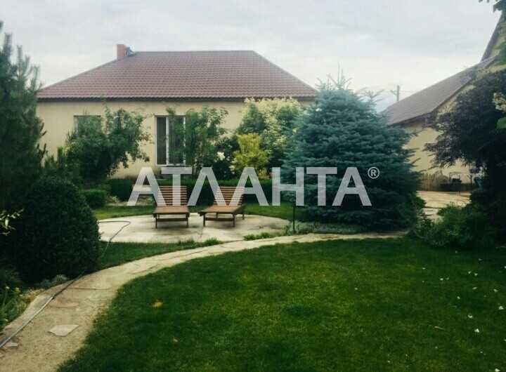 Будинок біля моря