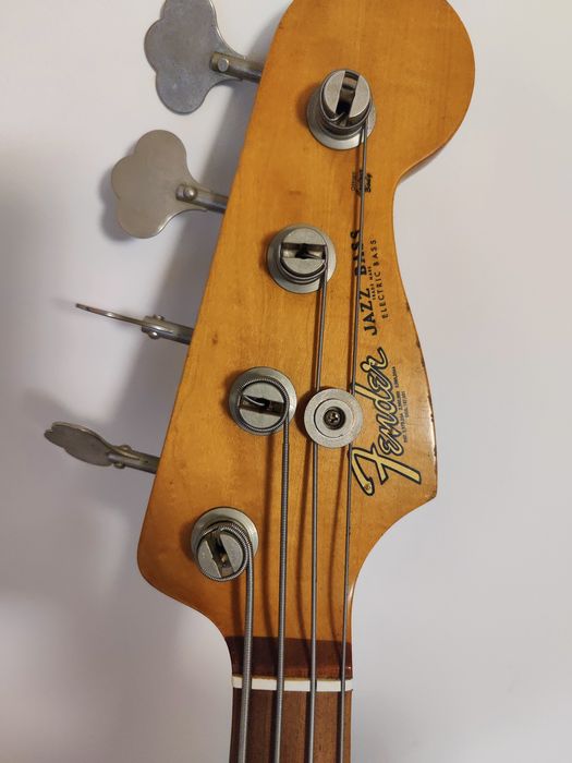 Fender Road Worn '60s Jazz Bass Pau Ferro Fretboard Fiesta Red