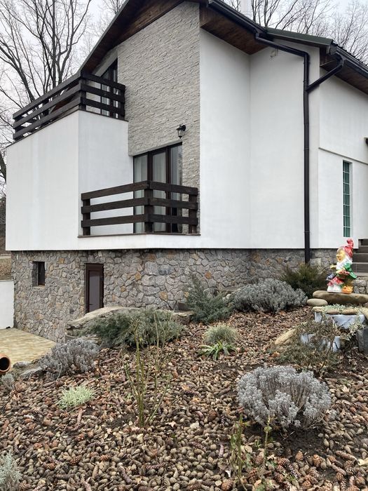 Котедж в чудовому , мальовничому  місці.