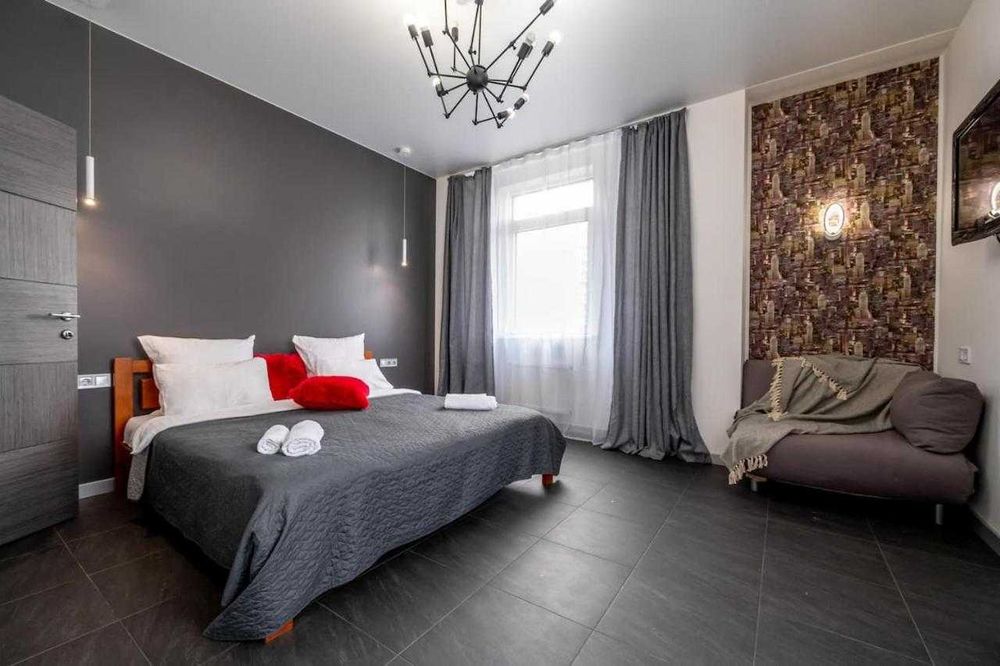 Посуточно 1к квартира . м. Оболонь 10 минут пешком