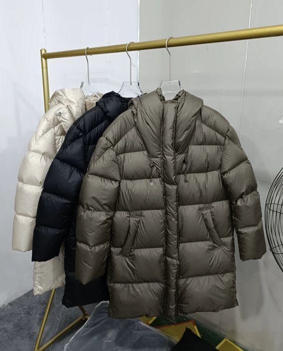 Розпродаж! Парки куртки пуховики натуральне хутро та пух mango zara