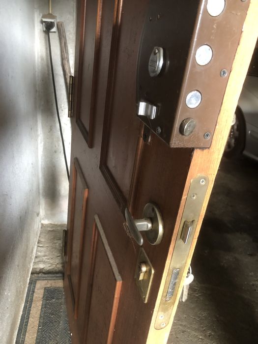 Porta Madeira com ferragem