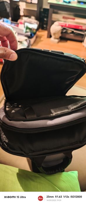 Mochila tiracolo com código