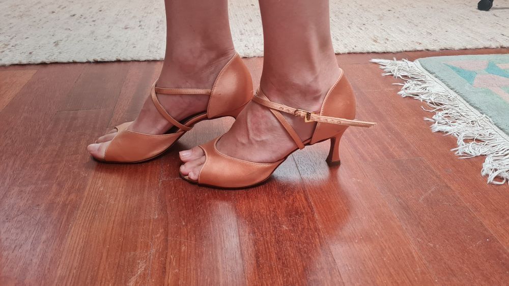 Buty skórzane-aksamitne do tańca