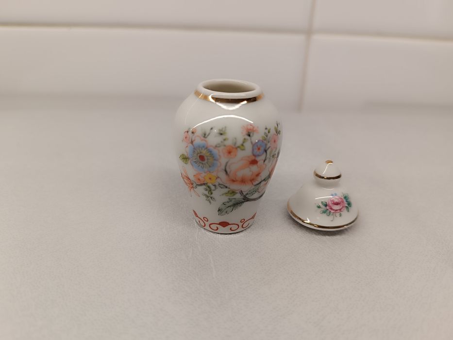 Pote Miniatura 7 cm. Porcelanas Forart. Novo