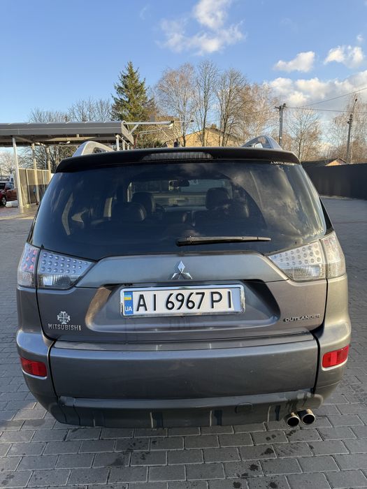 Продам Mitsubishi Outlander XL