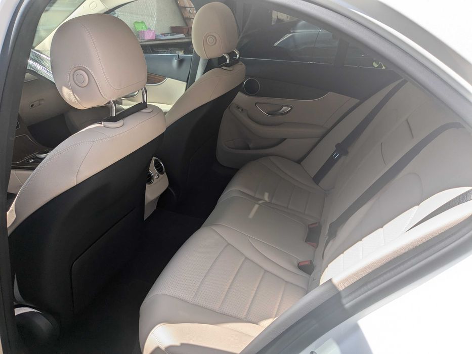 Продаж Mercedes-Benz C-Class (W205, facelift 2018) 4matic 2.0L  benzin