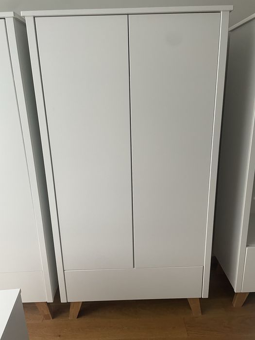 2xszafa, regal, 2xskrzynia, 2x łóżko Novelis Zara, biale,