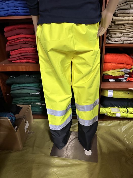 Spodnie WODOODPORNE przeciwdeszczowe NOWE