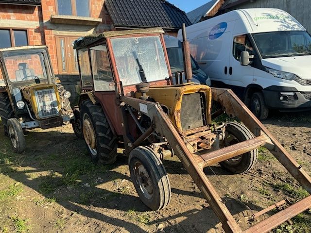 Tur  Ursus  C330