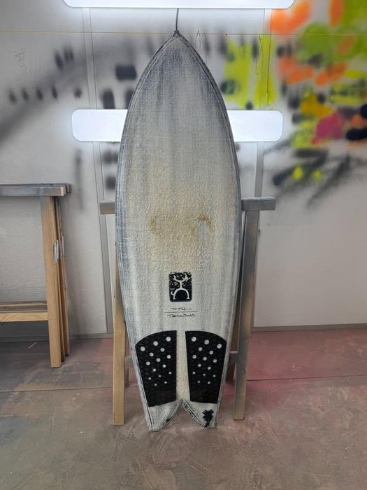 Super fun fast and light little twin fin