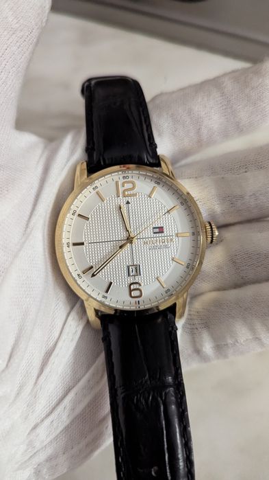 Часы Tommy Hilfiger, годинник США