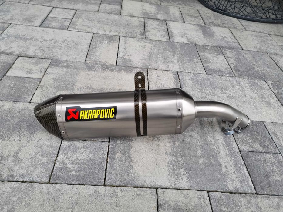 Honda VFR 800 F oraz VFR 800 X Crossrunner Tłumik Wydech Akrapovic