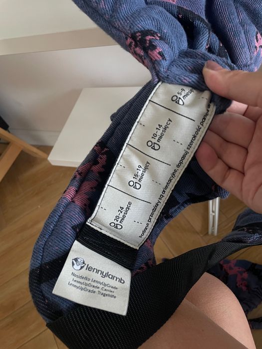 Nosidło lennylamb różow wzór wawa lennyupgrade granatowe