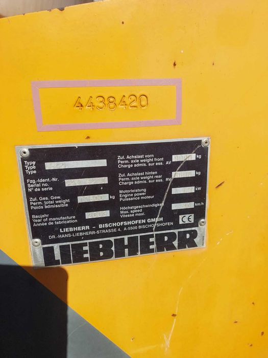 Фронтальный погрузчик Liebherr 544, 2003