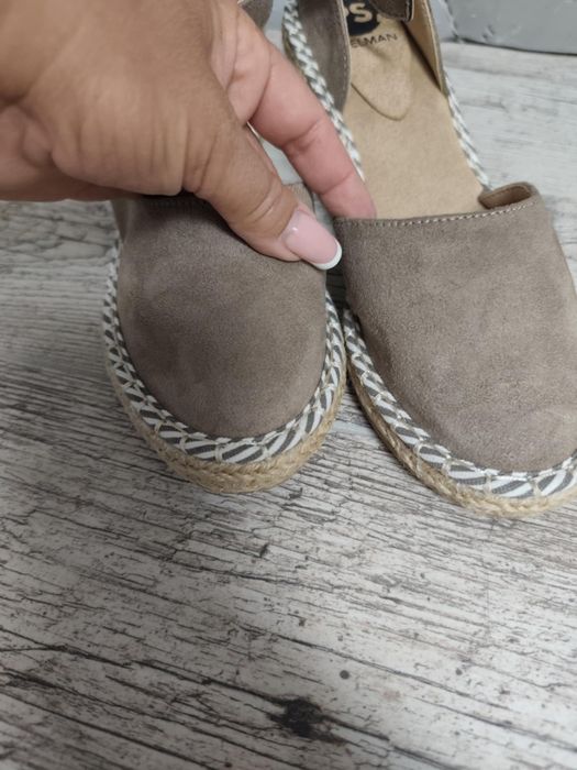 Nowe espadryle Rozm 39 nude