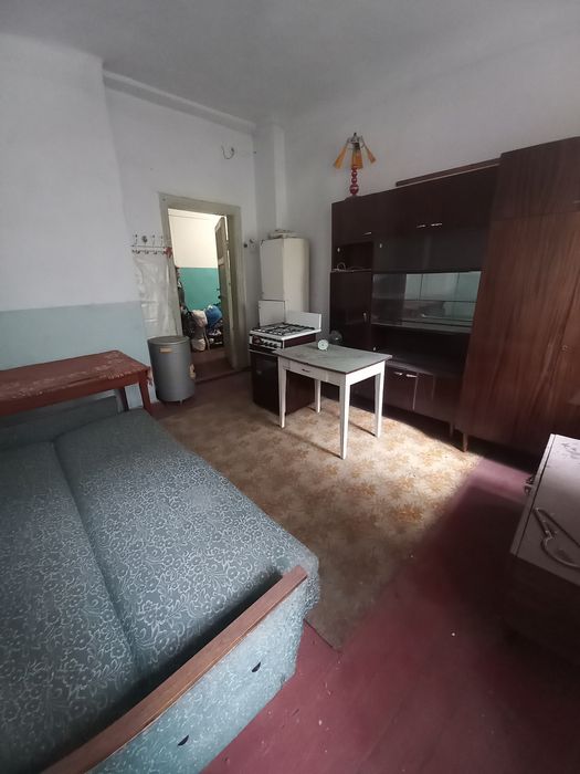 Продаж двух кімнат в сталінкі