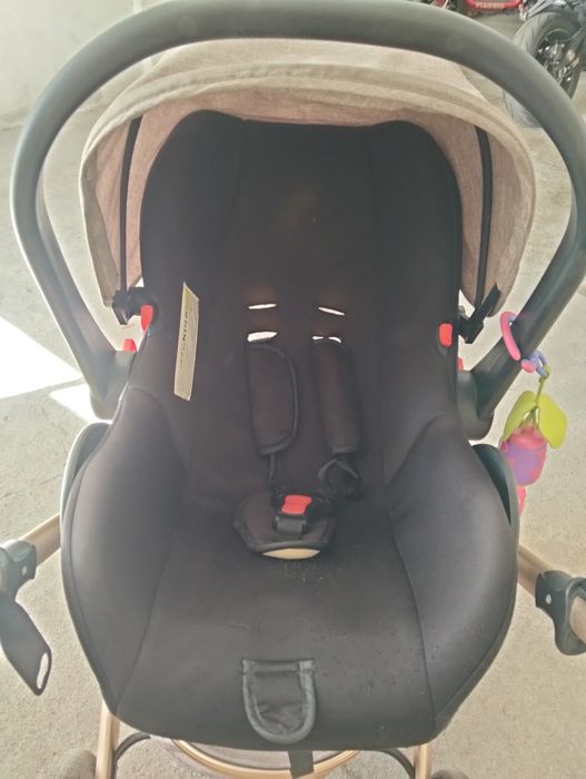 Carrinho de bebe Trio