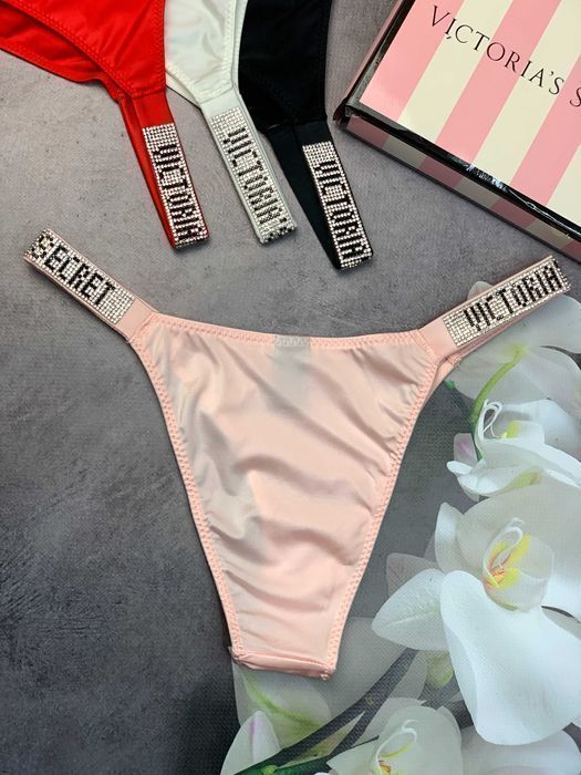 Бразиліани Victoria's Secret. Женские трусики/белье Виктория Сикрет