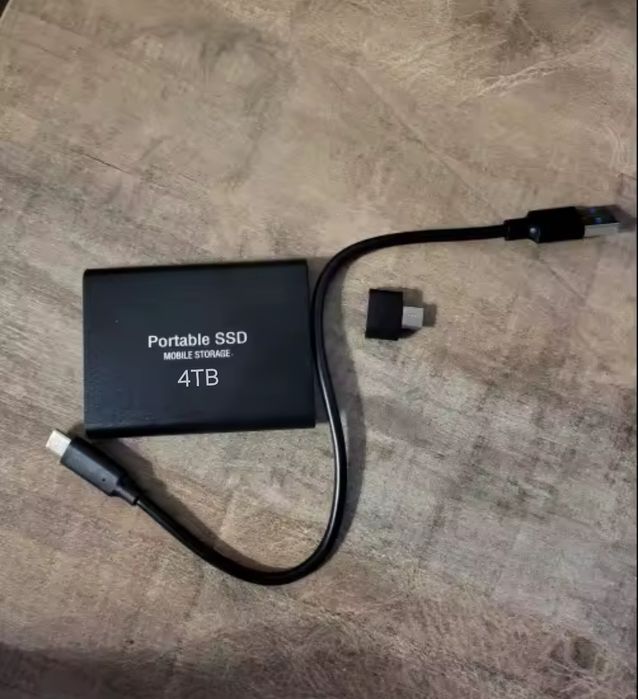 Зовнішній SSD диск 4тв (читайте уважно опис оголошення)