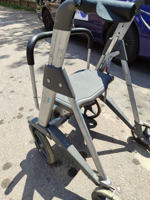 Велоровер Україна б/в, потрібна профілактика. Стоїть років 40 без діла