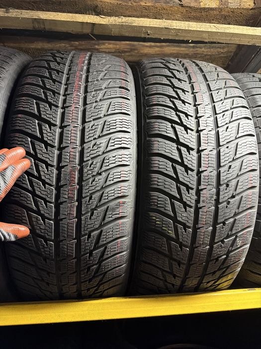255/55 r19 Nokian 4шт