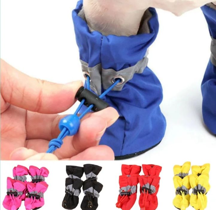 Обувь для собак новая комплект красного цвета