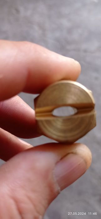 Форсунки для бітумної емульсії