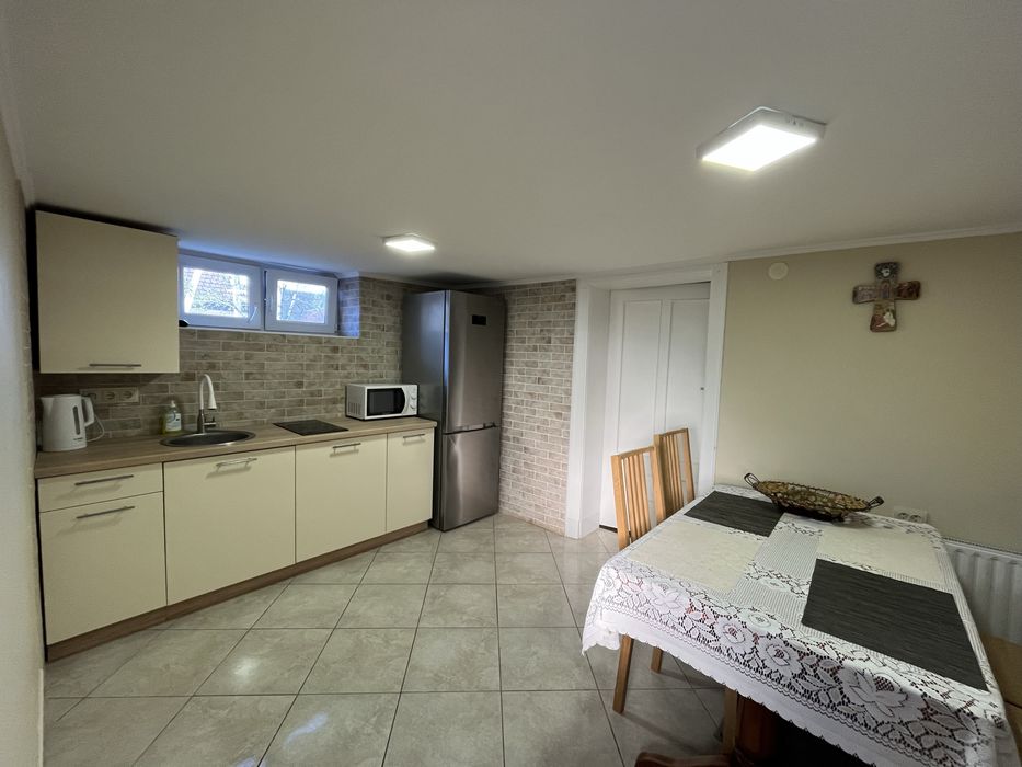 Подобова оренда кімнати в будинку в Берегові, біля термальних басейнів