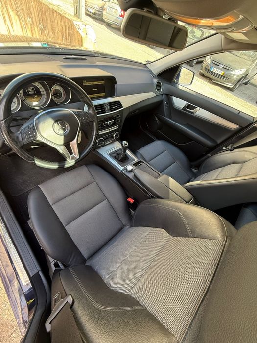 Mercedes c220 - Avantgarde BE - 2011