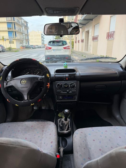 Tenho para venda Opel corsa  1.0