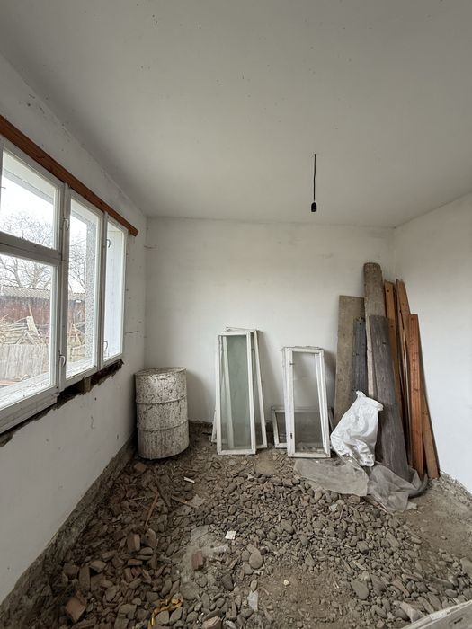 Продаж Будинку в с Банилів Вижницьк. р-н ( МОЖНА ПІД ДЕРЖ ПРОГРАМИ)