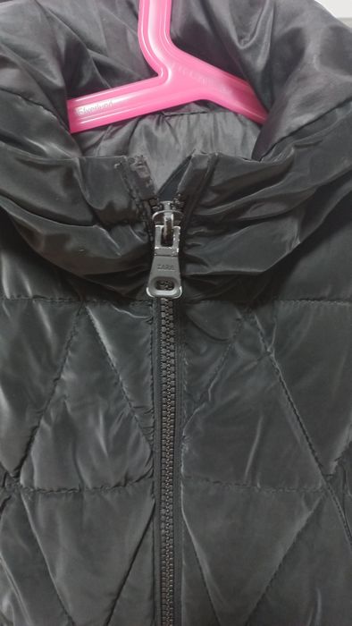 Куртка Zara 128 для дівчинки