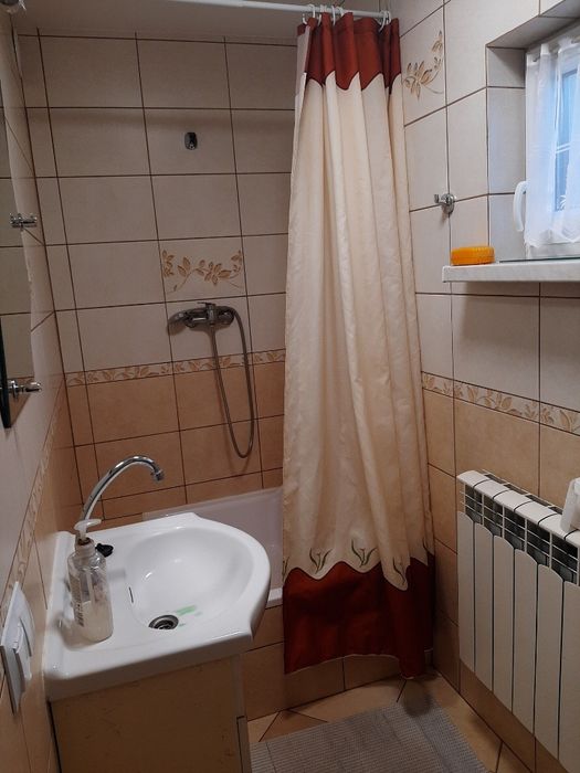 Pokoje, noclegi, domek do wynajęcia