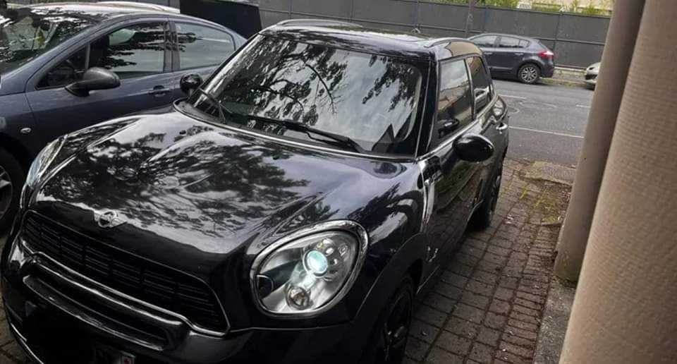 Frente  Mini countryman