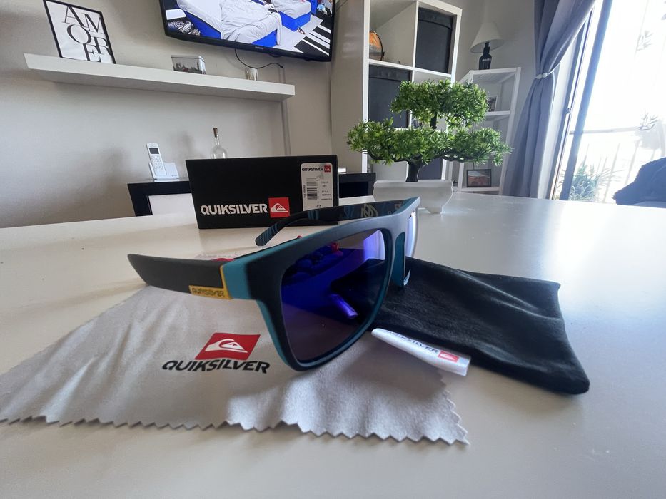 Óculos sol Quiksilver novos