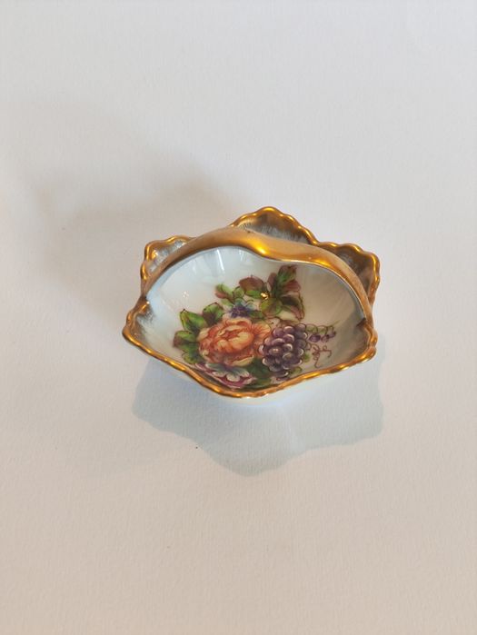 Mini cesto pintado à mão