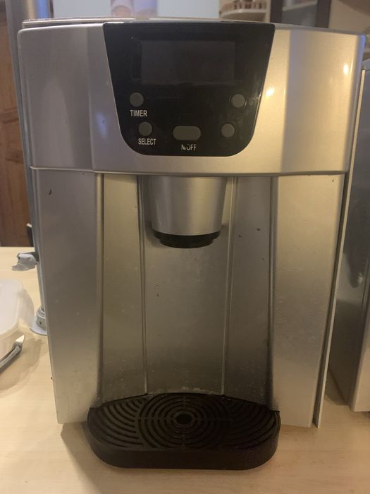 2 x Kostkarka do lodu